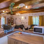 Casa Lukas Будинок відпочинку *
