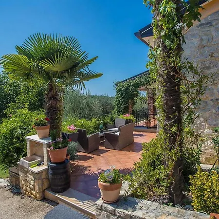Casa Lukas